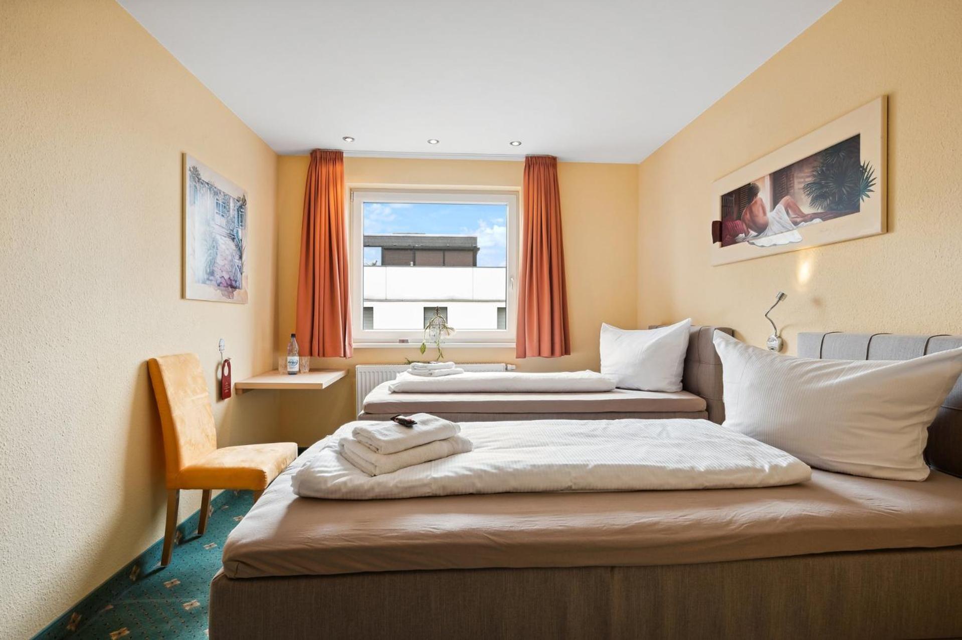 7O'Clock - Hotel Hannover Laatzen Eksteriør bilde